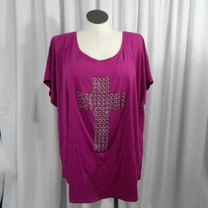 @jeggyfeggy - NWOT Grommet Cross T-Shirt ~ Size 26/28